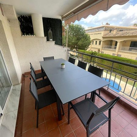 Amazing Apartment For Families Up To 6 Persons Benalmadena Exterior photo