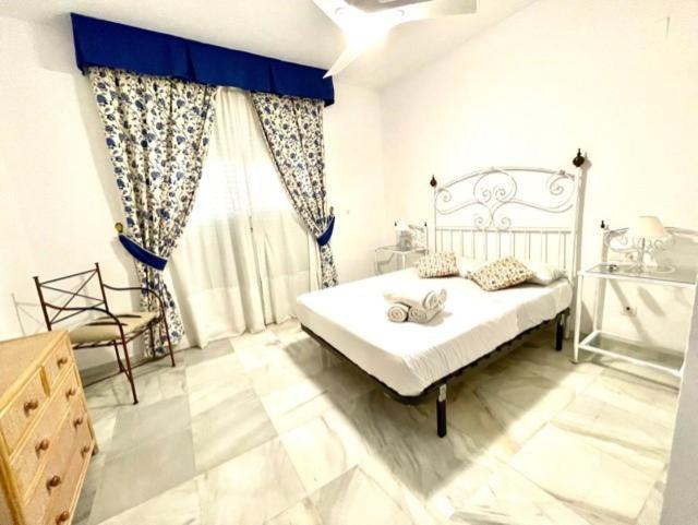 Amazing Apartment For Families Up To 6 Persons Benalmadena Exterior photo